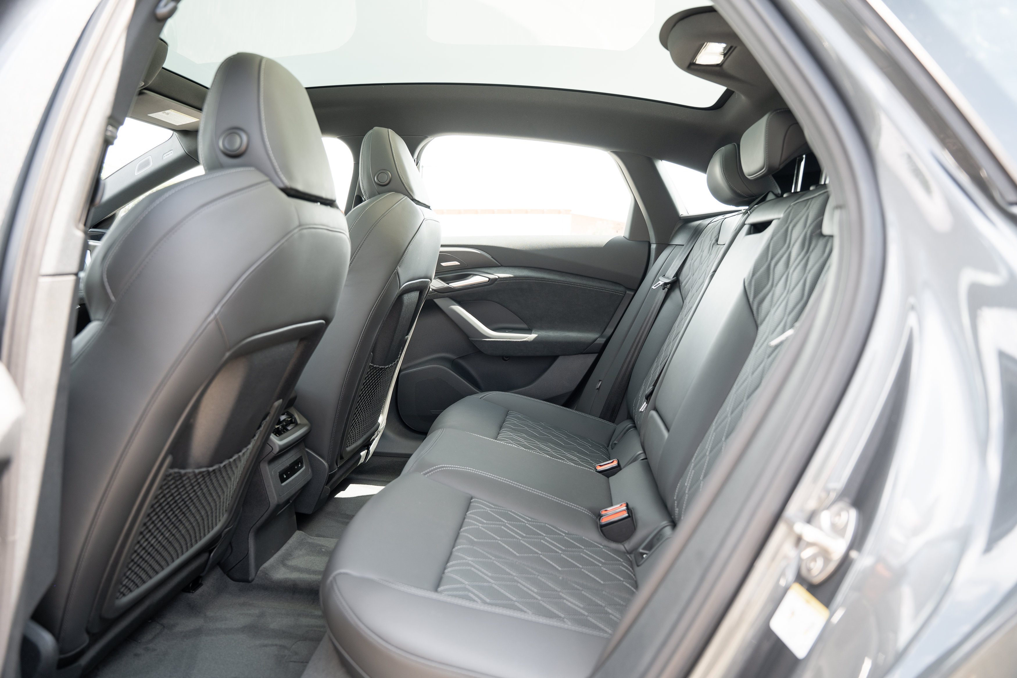 New 2027 Audi S6 e-tron Prestige AWD/4WD image 25