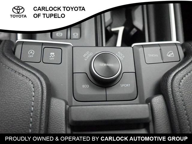 Used 2025 Toyota Grand Highlander AWD image 16