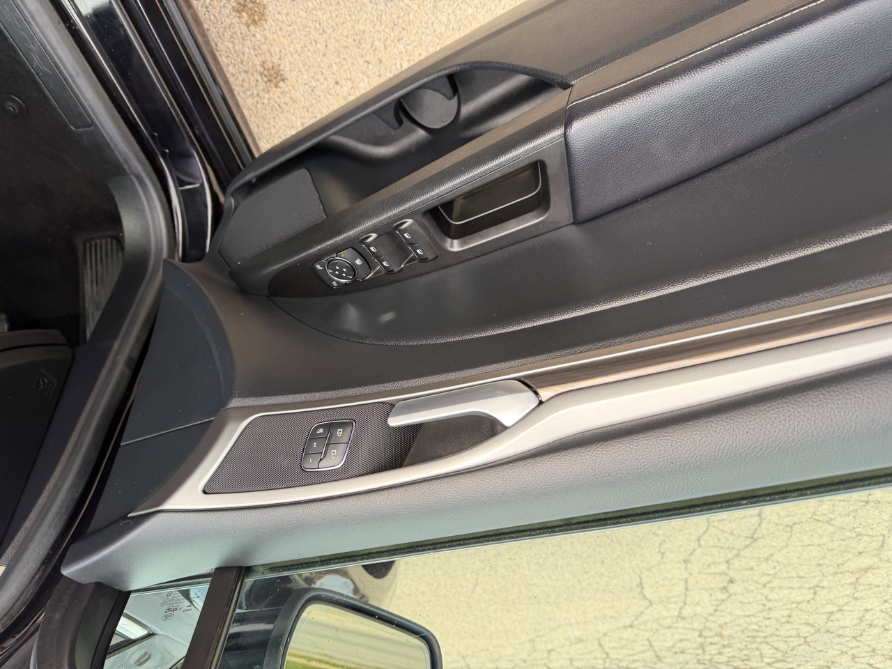 Used 2020 Ford Fusion SEL image 10