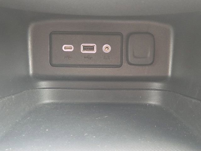 Used 2024 Chevrolet Equinox LT image 34