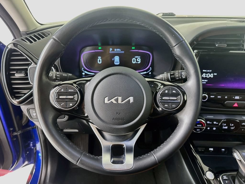 Used 2024 Kia Soul EX w/ Option Group 015 FWD image 13
