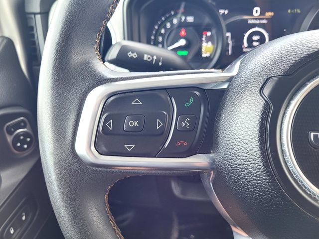 Used 2024 Jeep Wrangler Unlimited Sahara AWD/4WD image 24