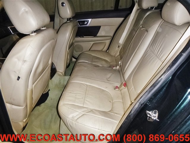 Used 2011 Jaguar XF Premium image 12