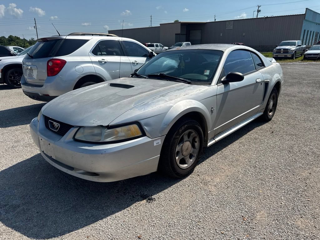 Used 2000 Ford Mustang Coupe RWD image 3