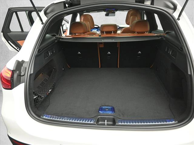 New 2026 Mercedes-Benz GLC 300 4MATIC image 23