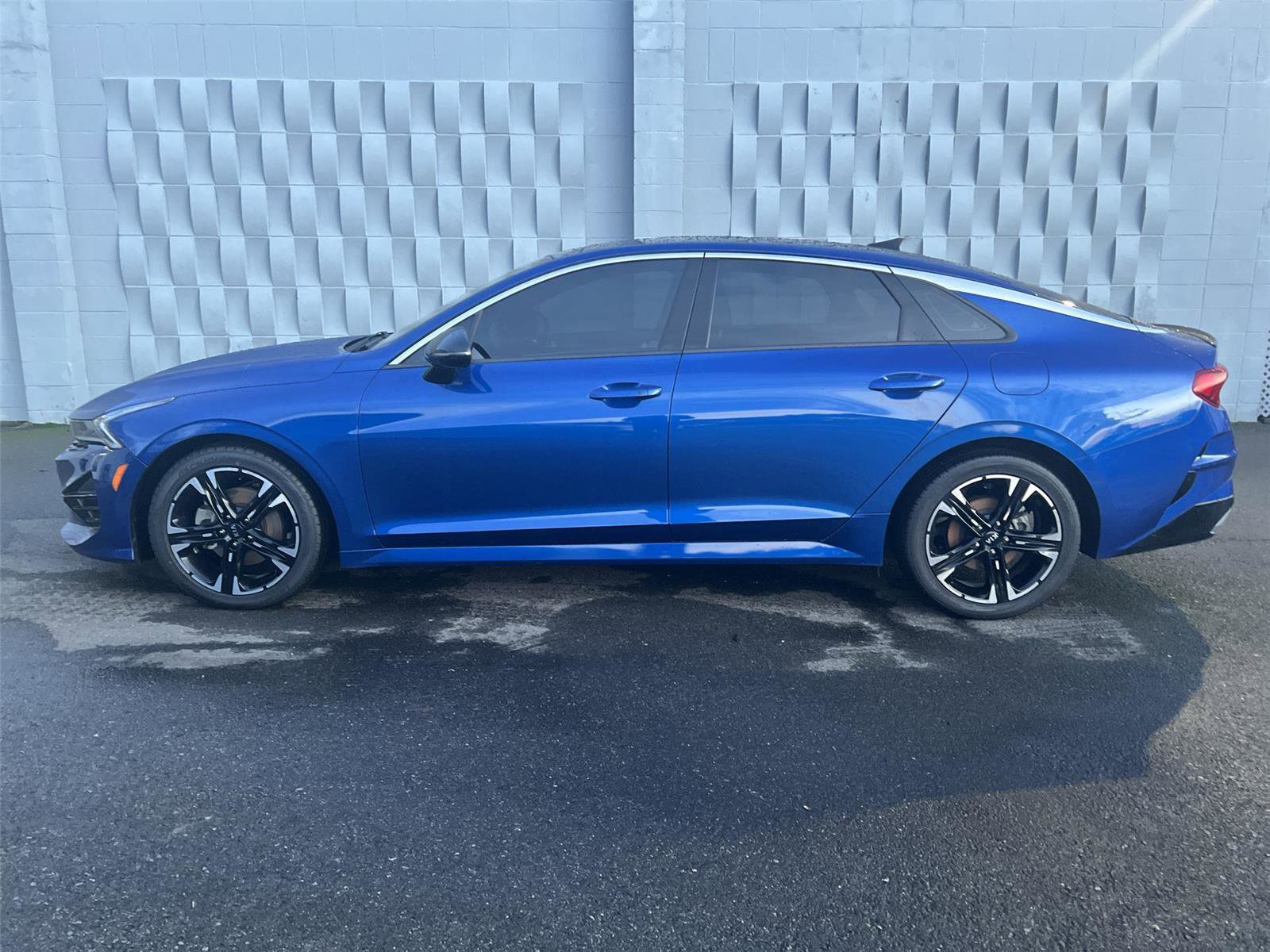 Used 2021 Kia K5 GT-Line w/ GT-Line FWD Premium Package image 4