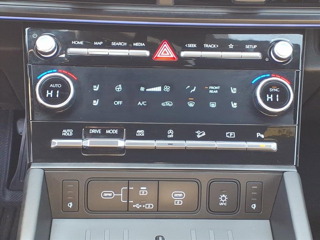 Used 2024 Hyundai Santa Fe Calligraphy image 8