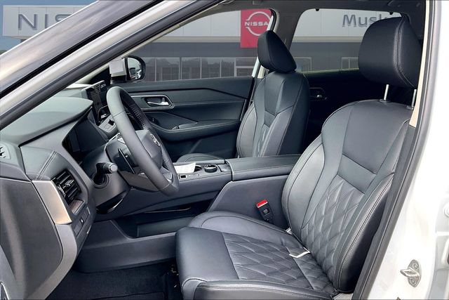 New 2026 Nissan Rogue Platinum AWD/4WD image 7
