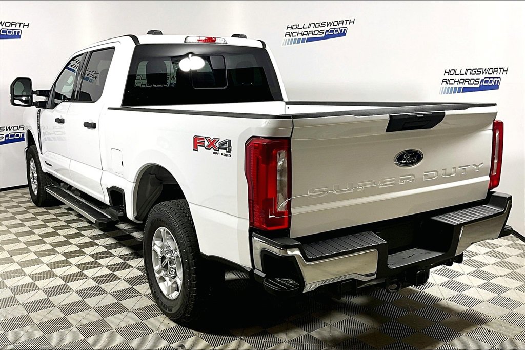 New 2026 Ford F250 XLT image 3