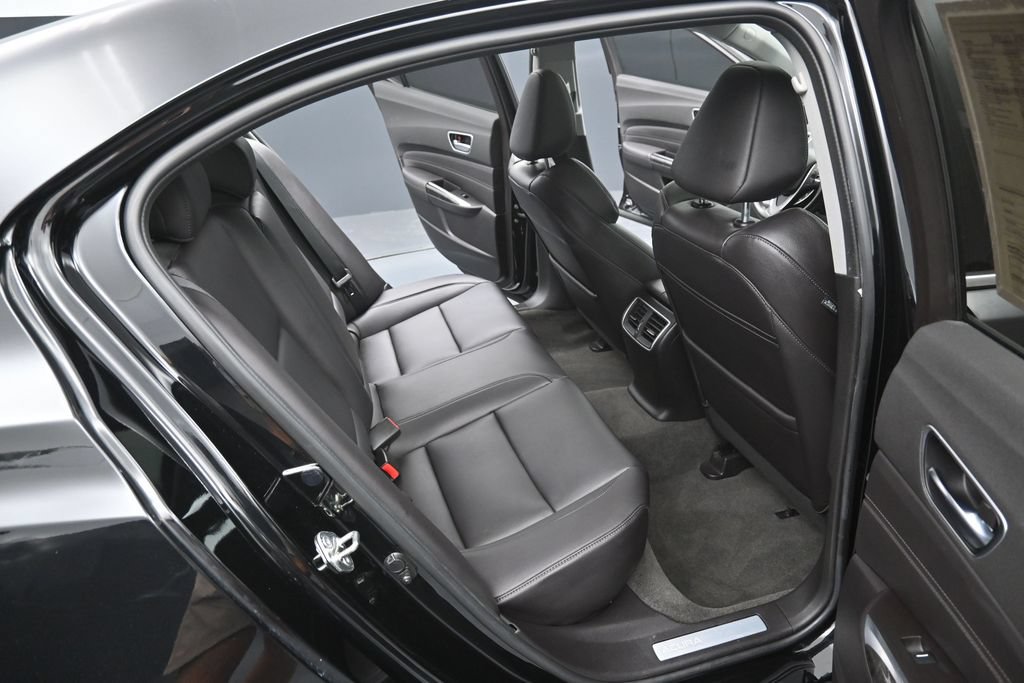 Used 2019 Acura TLX FWD image 33
