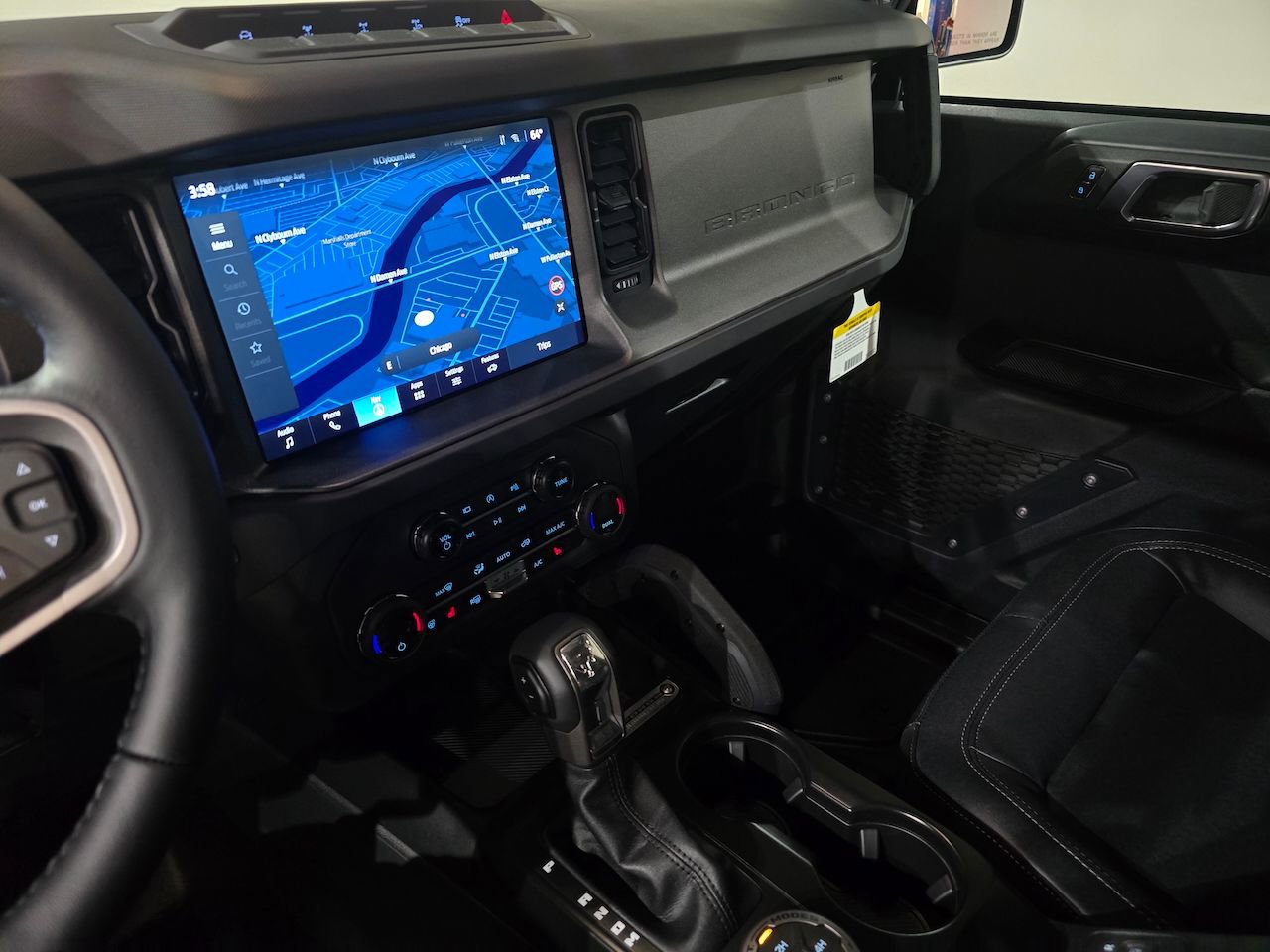 New 2025 Ford Bronco Badlands image 24