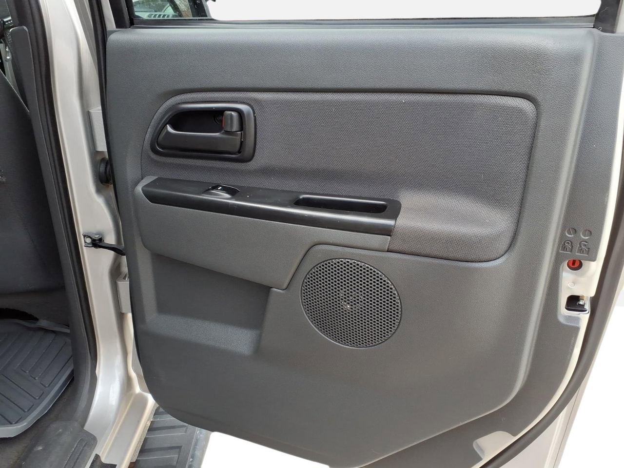 Used 2006 Chevrolet Colorado LT image 23