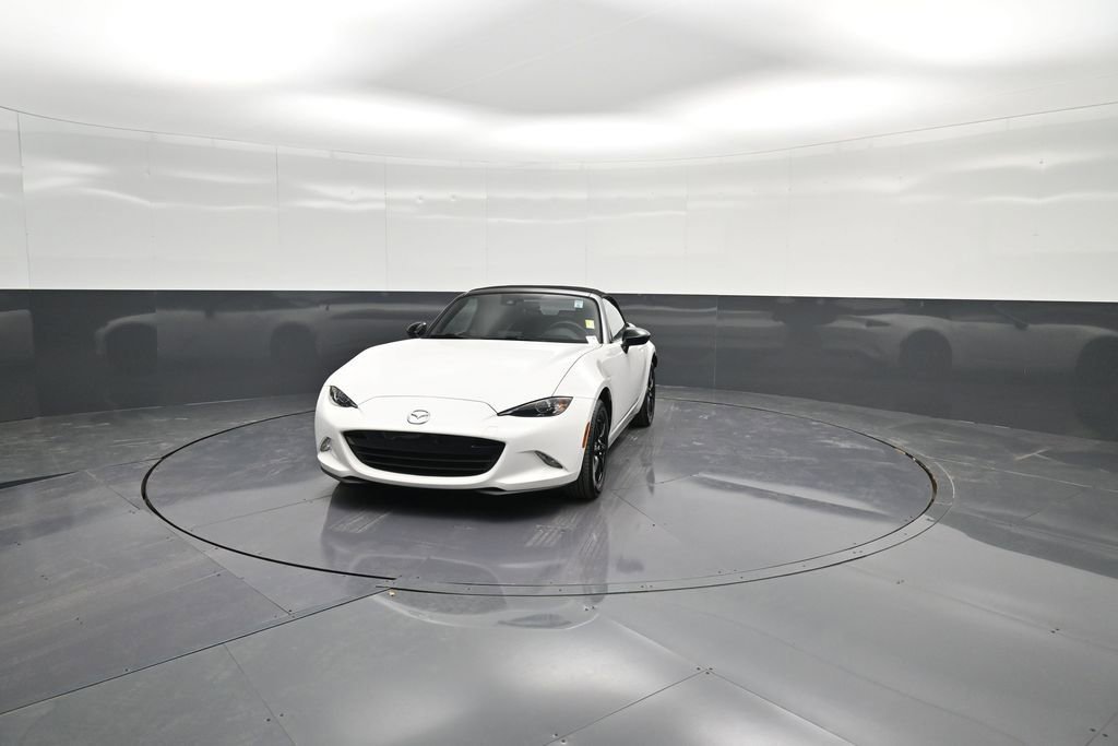 Used 2020 MAZDA MX-5 Miata Sport image 6
