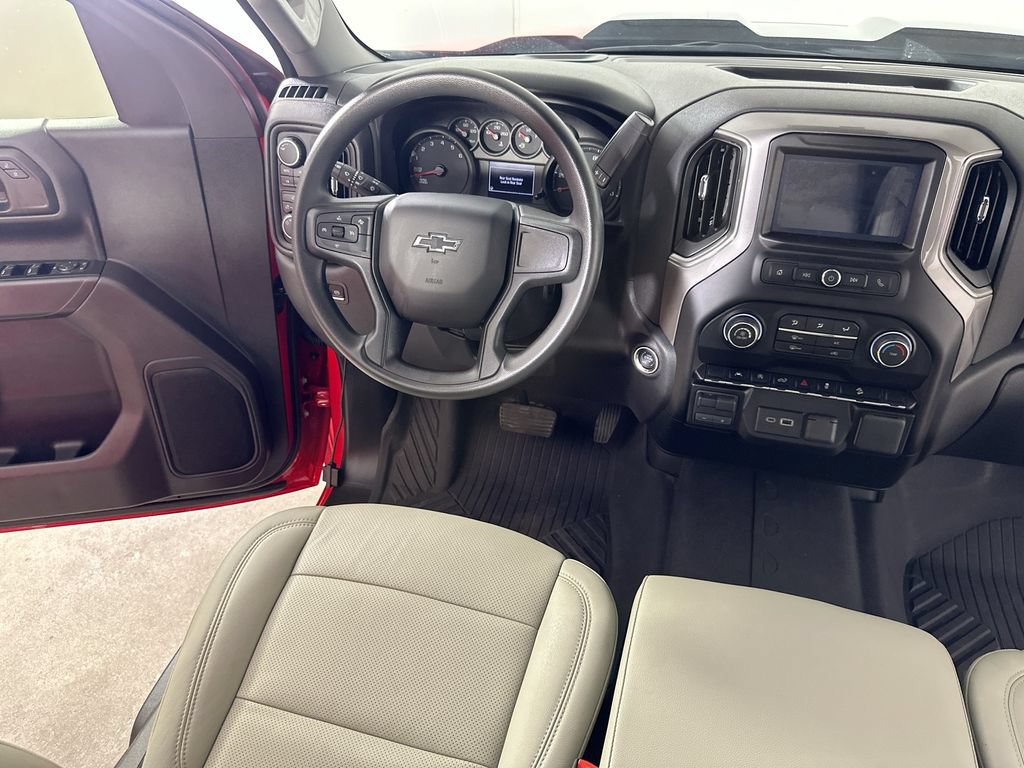 Used 2026 Chevrolet Silverado 1500 Custom Trail Boss w/ Turbomax Blackout Package AWD/4WD image 16