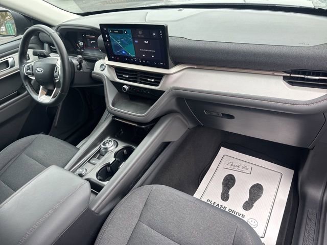 Used 2025 Ford Explorer Active image 18