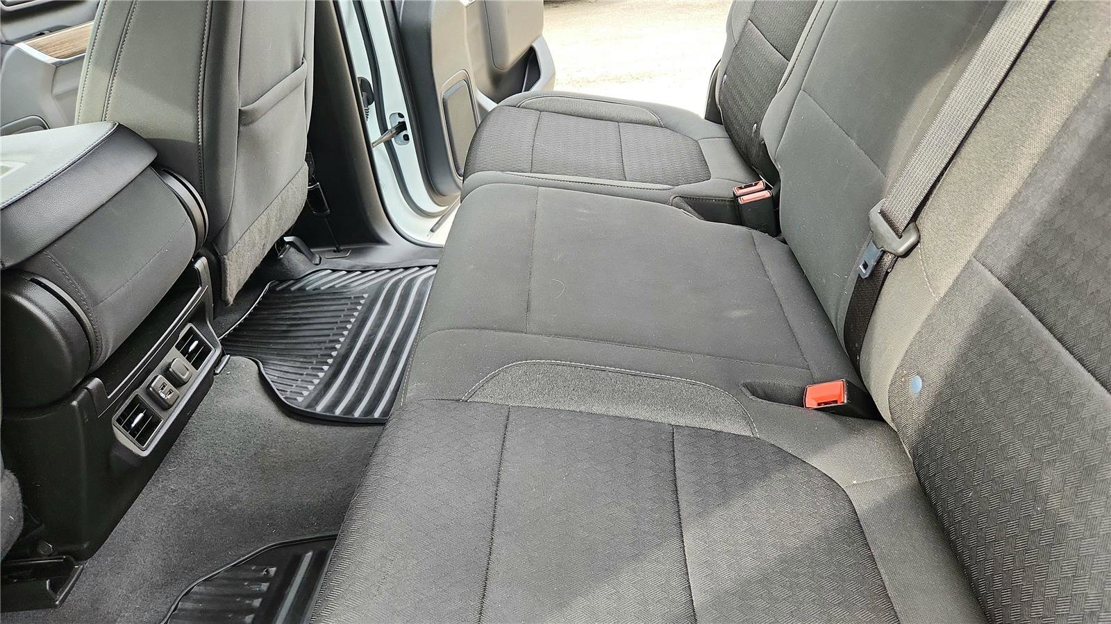 Used 2023 GMC Sierra 2500 SLE w/ SLE Convenience Package image 19