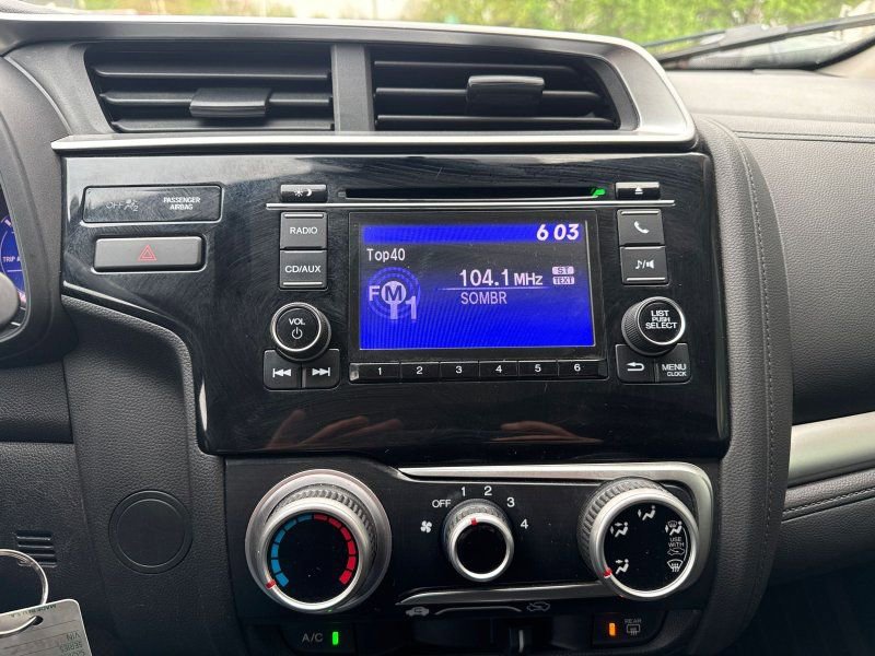 Used 2017 Honda Fit LX image 25