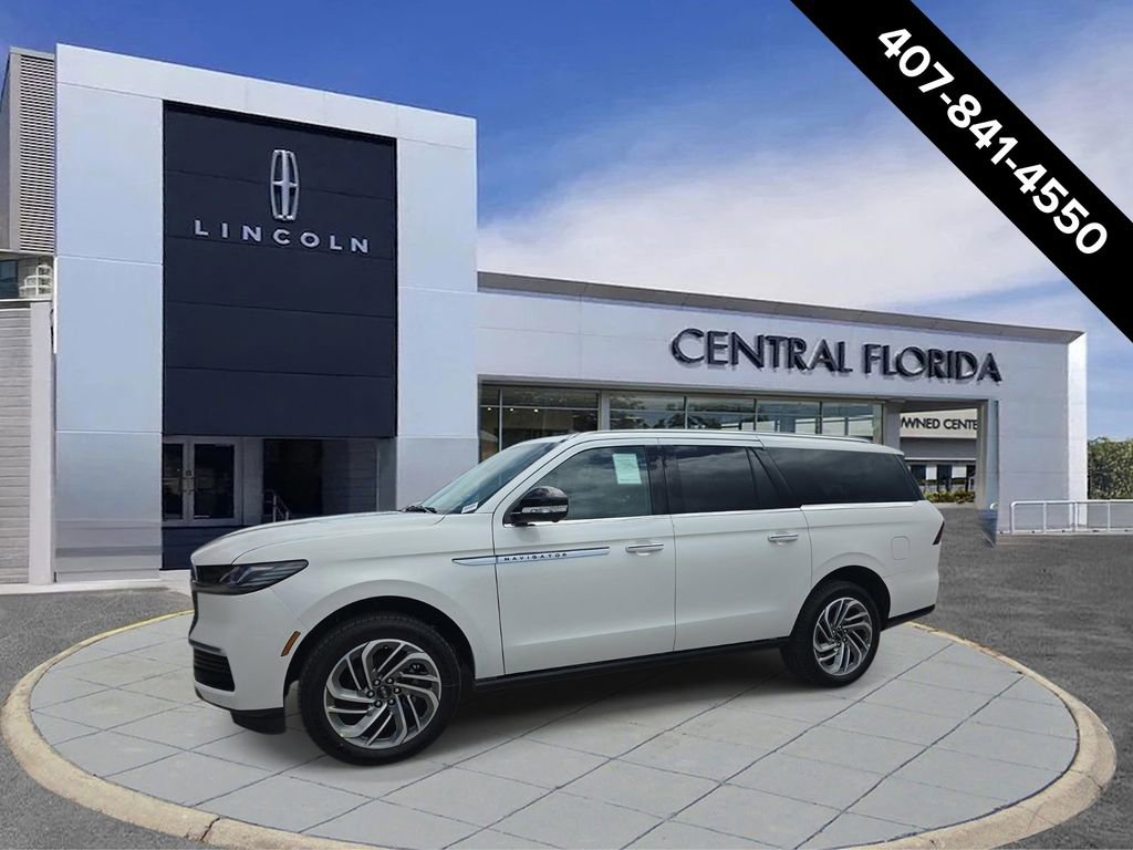 New 2026 Lincoln Navigator L Reserve AWD/4WD image 7