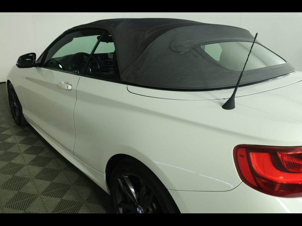 Used 2016 BMW M235i Convertible RWD image 14