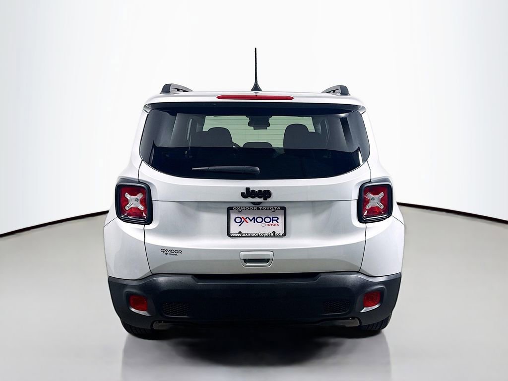 Used 2019 Jeep Renegade Altitude w/ Quick Order Package 2XM image 6