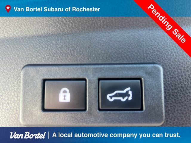 Used 2022 Subaru Ascent Limited AWD/4WD image 26