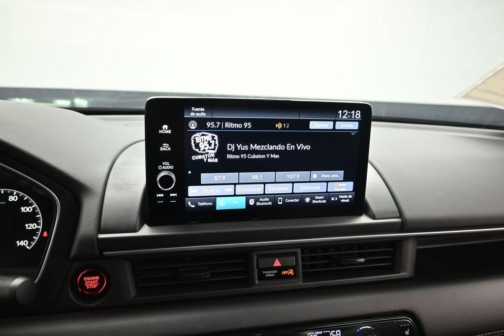 Used 2025 Honda Pilot EX-L image 14