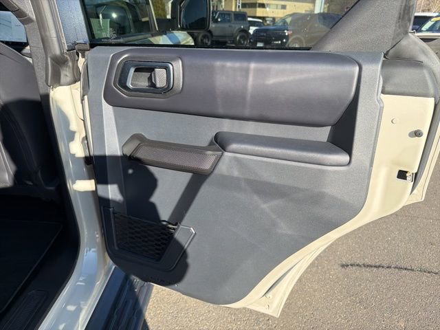 Used 2025 Ford Bronco Outer Banks image 21