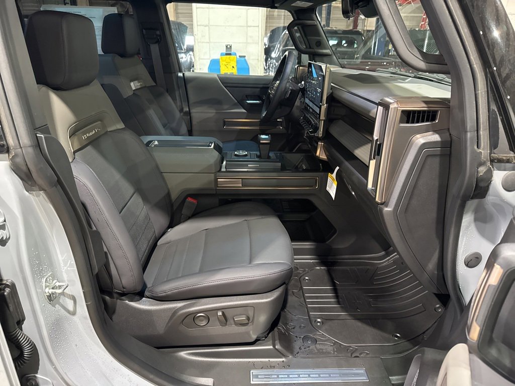 New 2025 GMC Hummer EV 2X image 34