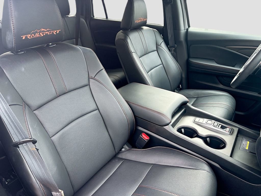 Used 2024 Honda Passport TrailSport image 28