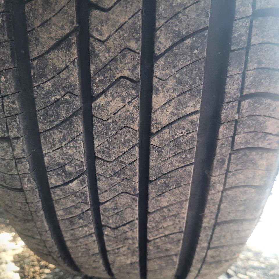 Used 2018 Dodge Grand Caravan SE w/ UConnect Hands-Free Group image 35