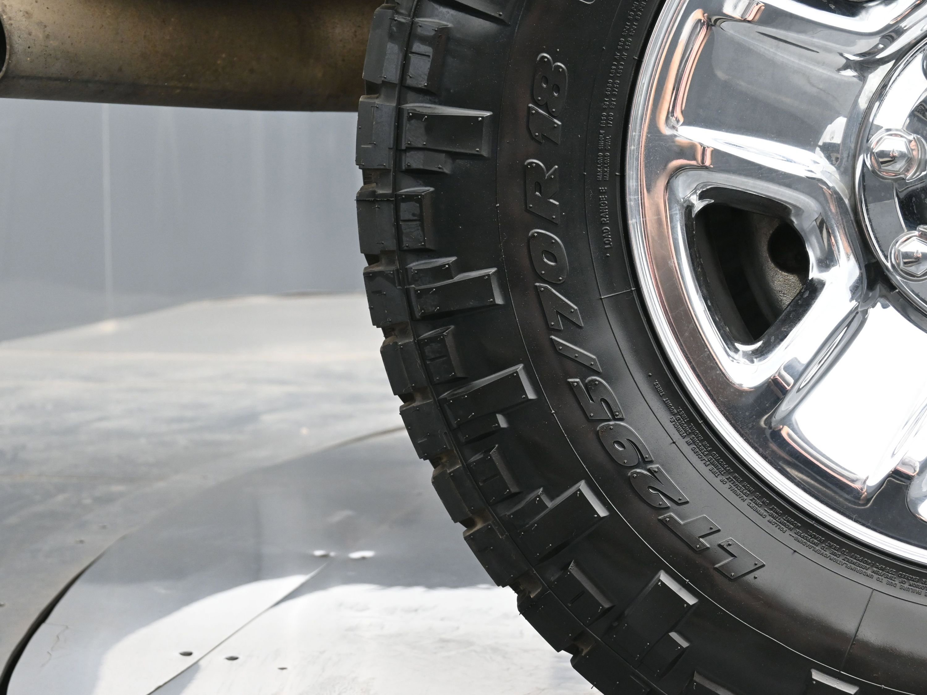 Used 2018 RAM 2500 Tradesman w/ Chrome Appearance Group image 40