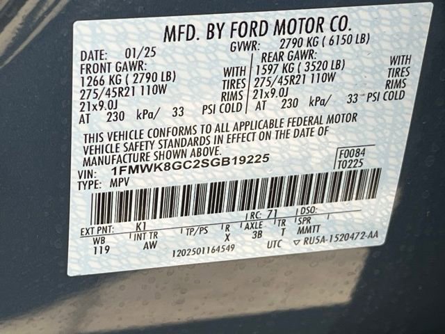 Used 2025 Ford Explorer ST image 36