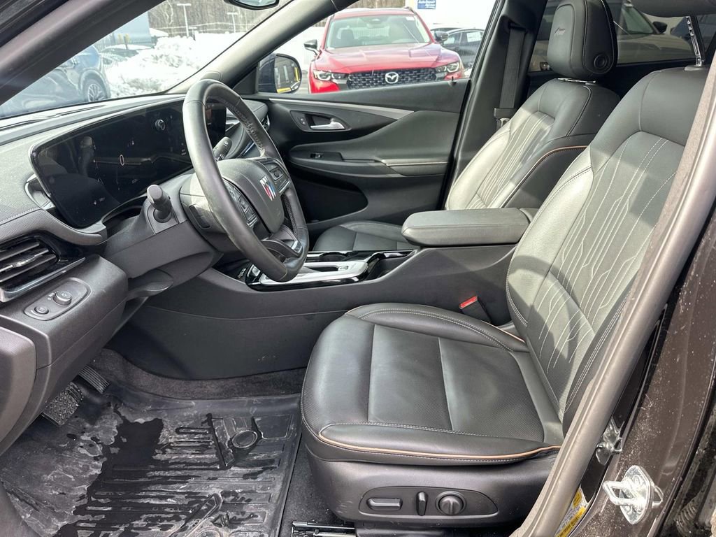 Used 2024 Buick Envista Avenir image 25