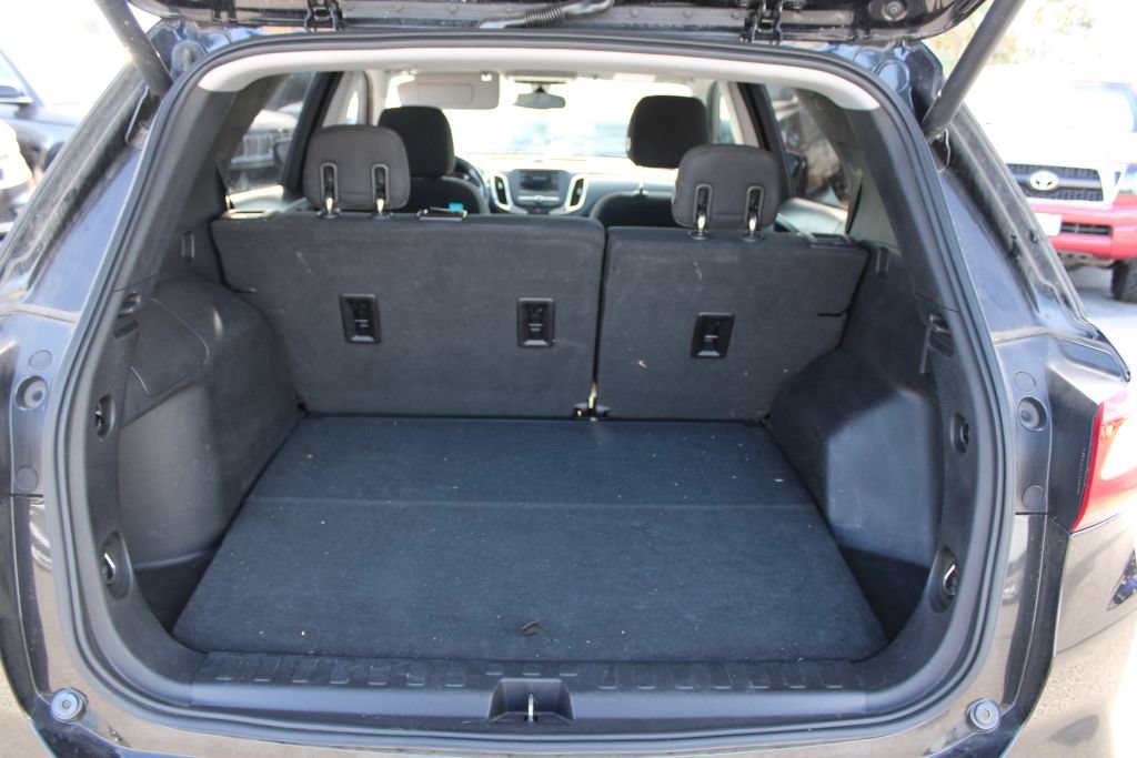 Used 2019 Chevrolet Equinox LT FWD image 10