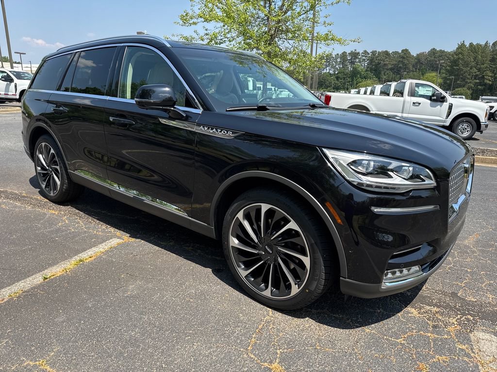 Used 2022 Lincoln Aviator Reserve w/ Equipment Group 201A AWD/4WD image 1