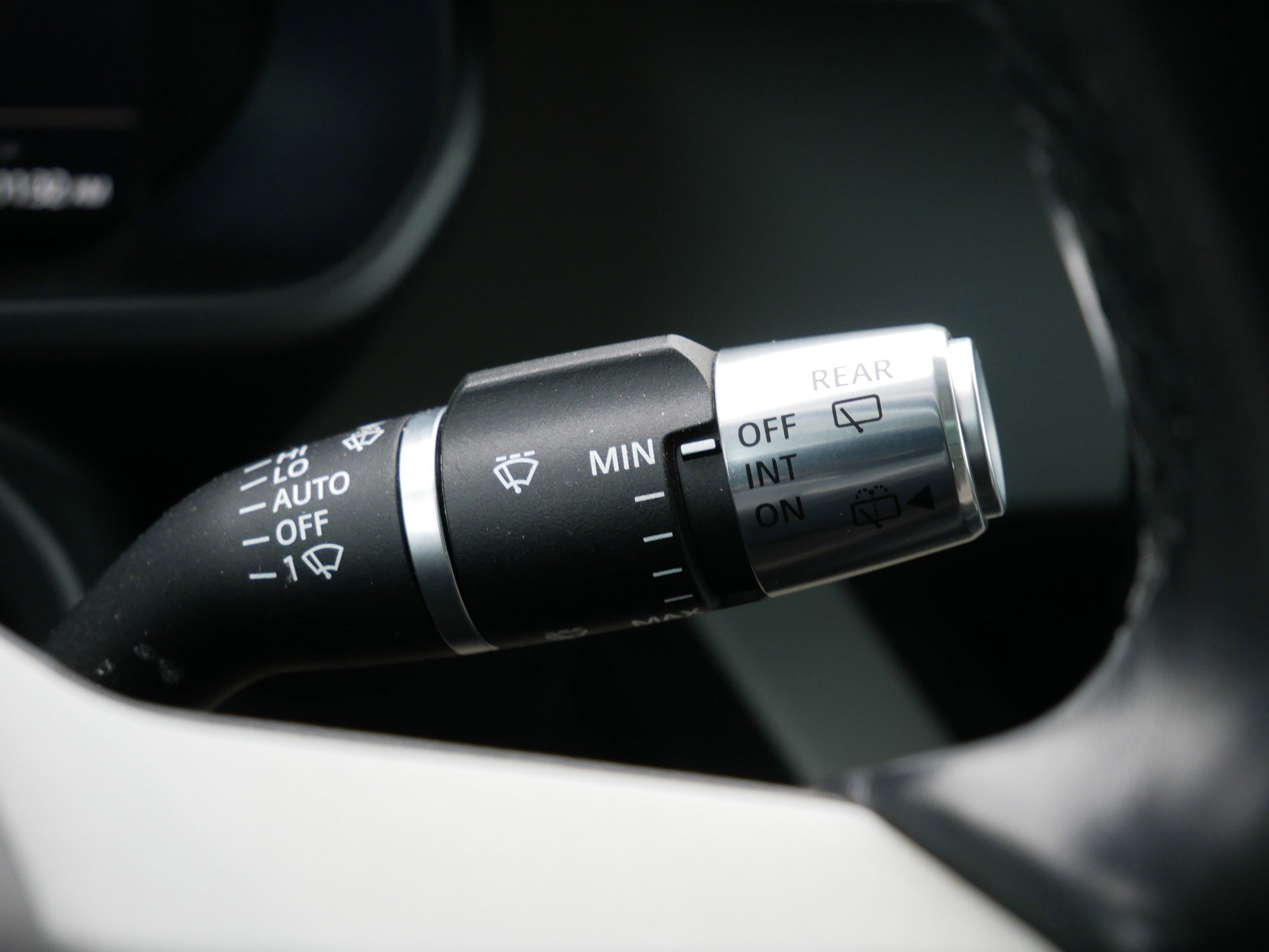 Used 2020 Land Rover Defender 110 image 22