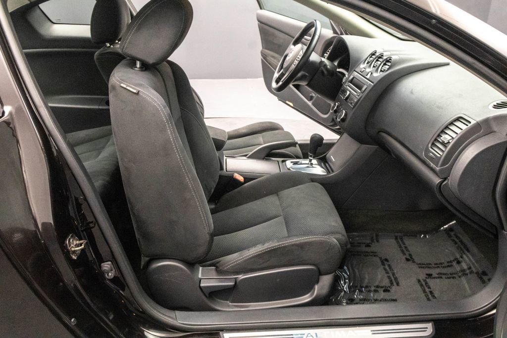 Used 2010 Nissan Altima 2.5 S w/ Convenience Pkg FWD image 24