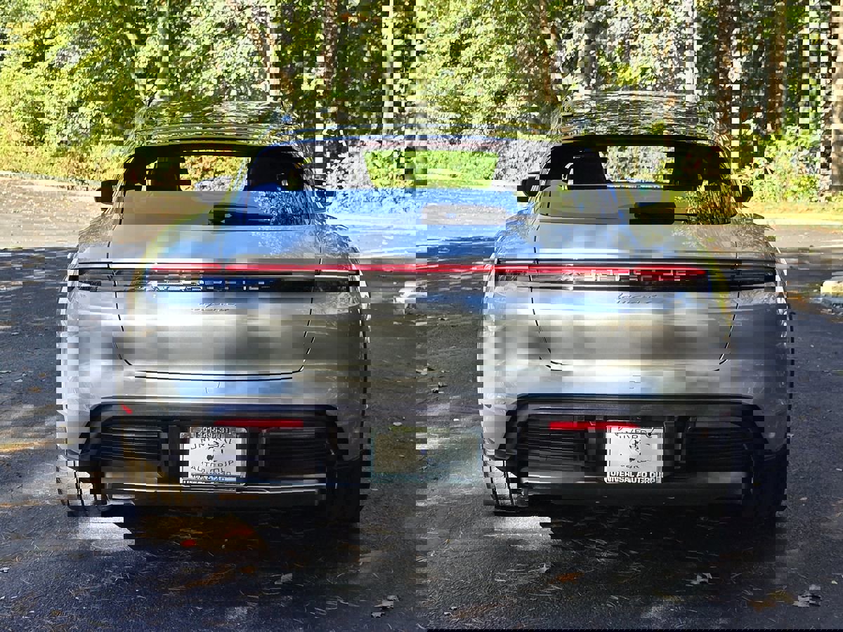 Used 2023 Porsche Taycan 4 Cross Turismo w/ Premium Package image 6