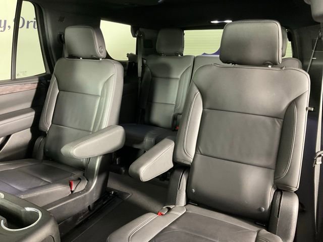 Used 2024 Chevrolet Tahoe Z71 w/ Luxury Package image 16
