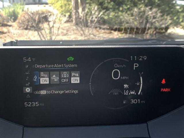 Used 2024 Toyota Prius XLE image 20