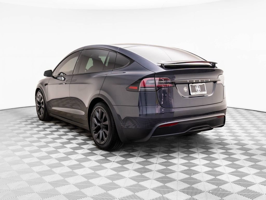 Used 2024 Tesla Model X image 4