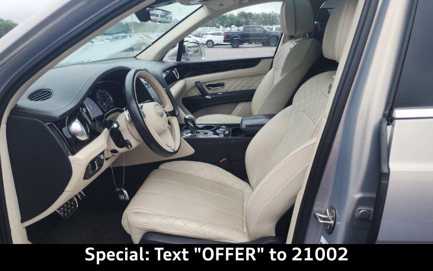 Used 2017 Bentley Bentayga AWD/4WD image 6