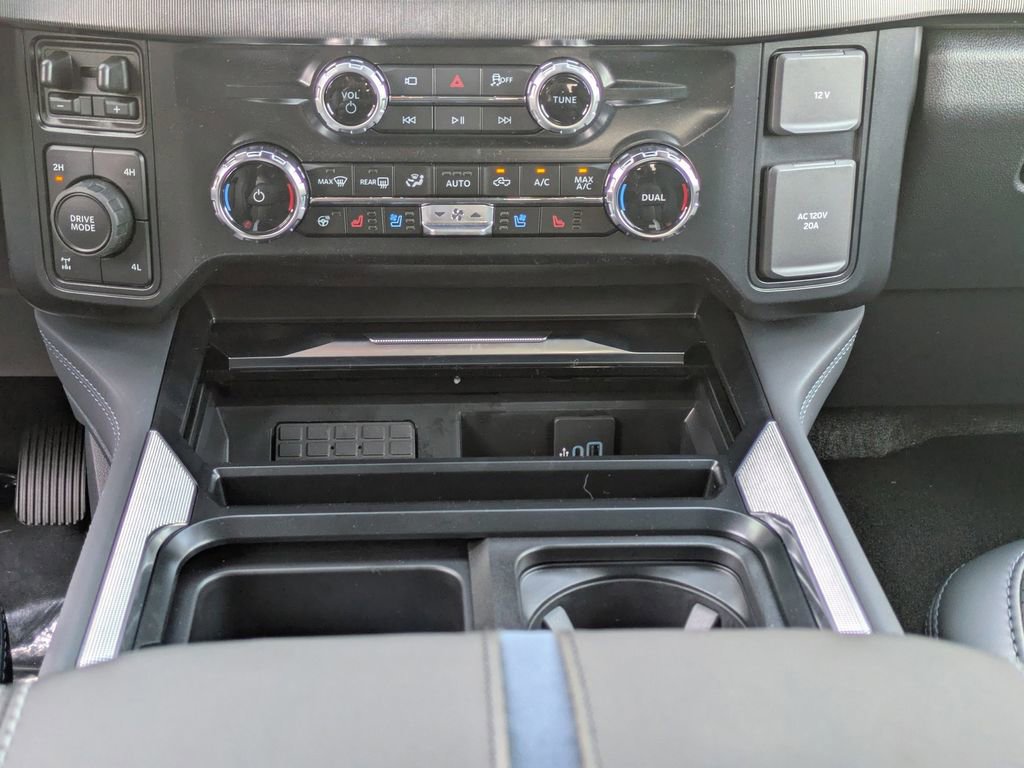 New 2026 Ford F350 Platinum image 19