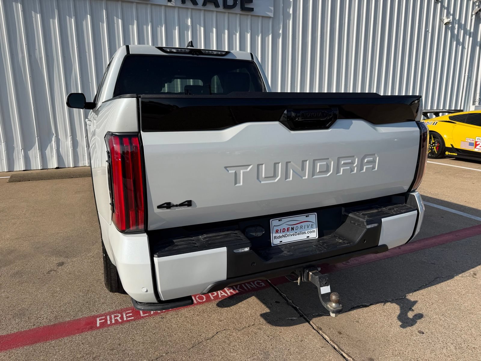 Used 2024 Toyota Tundra Platinum AWD/4WD image 5