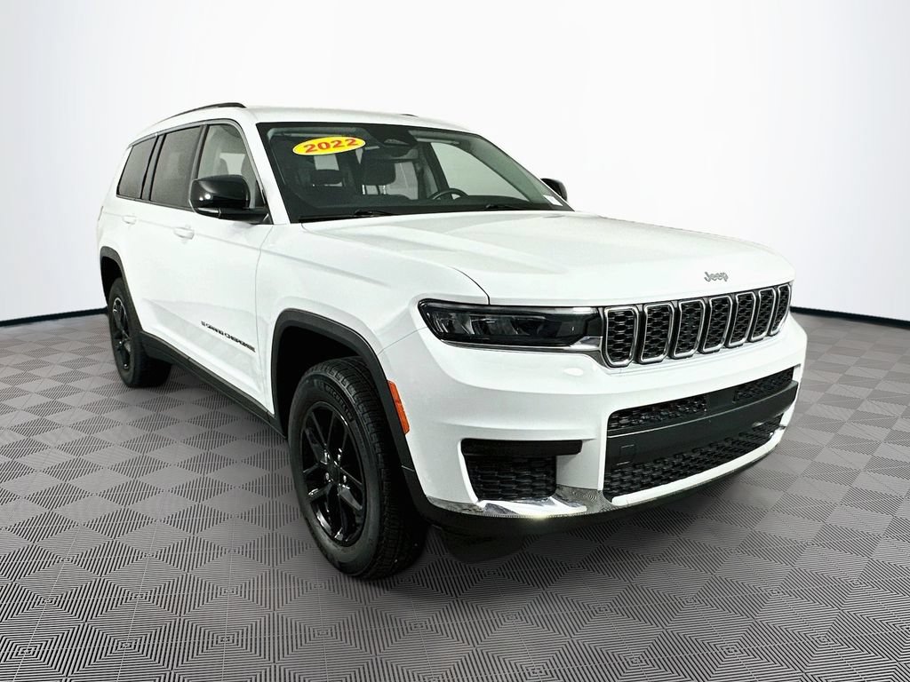 Certified 2022 Jeep Grand Cherokee L Laredo w/ Luxury Tech Group I AWD/4WD image 2