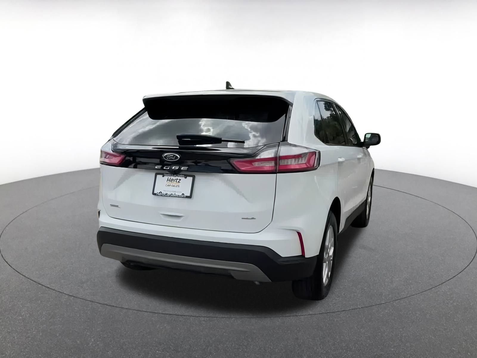 Used 2024 Ford Edge SEL image 14