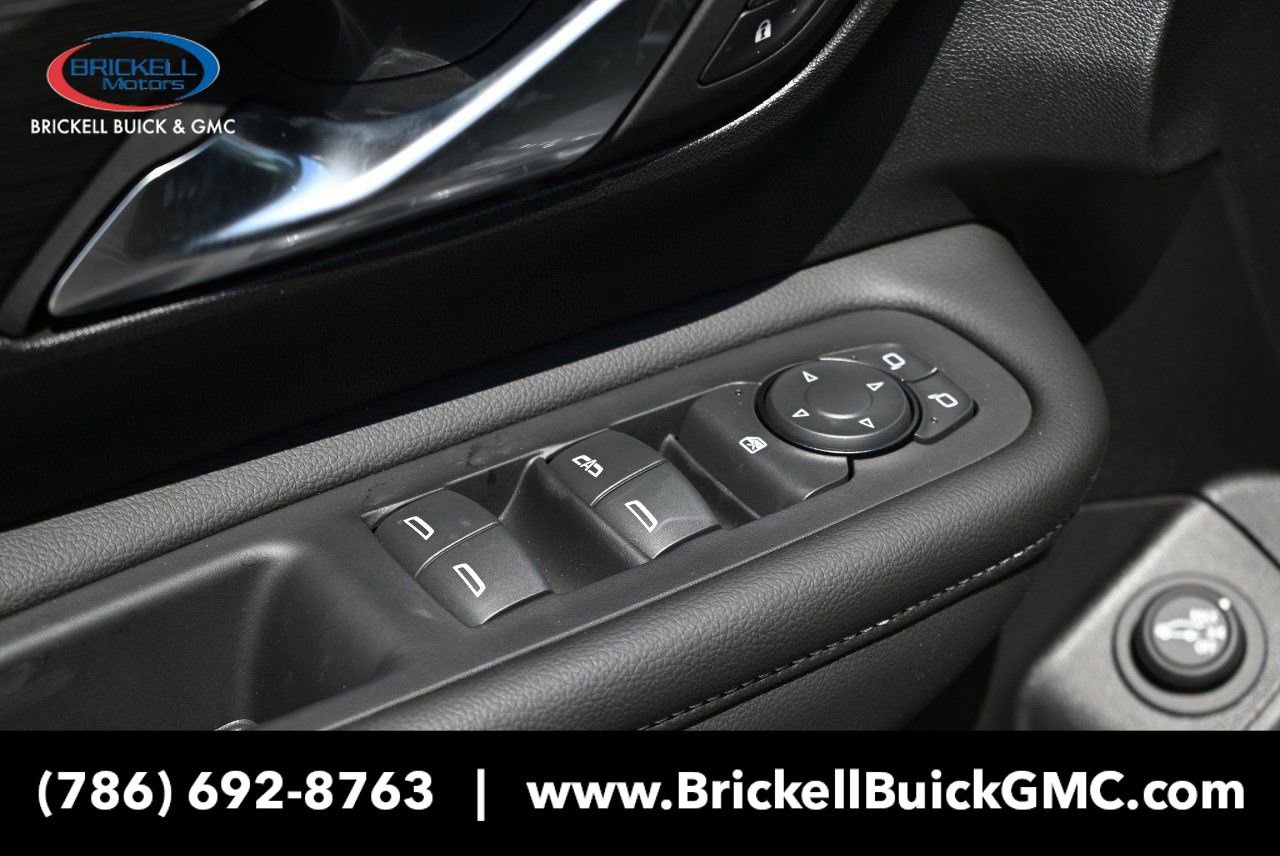 New 2024 GMC Terrain SLT w/ Elevation Edition image 26