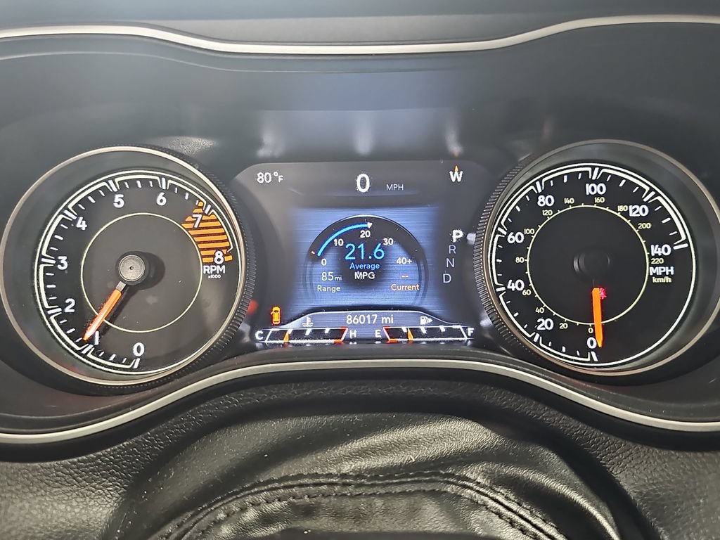 Used 2020 Jeep Cherokee Limited AWD/4WD image 25