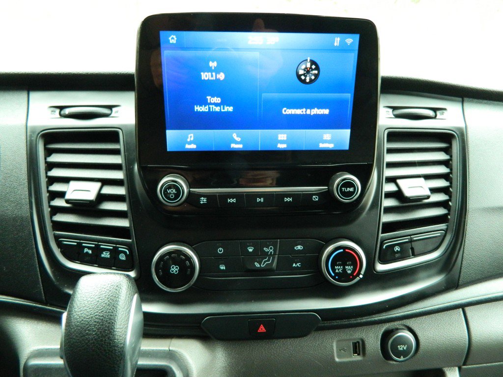 Used 2020 Ford Transit 250 Low Roof AWD image 16