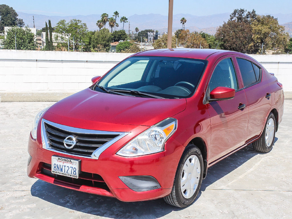 Used 2019 Nissan Versa S Plus FWD image 3